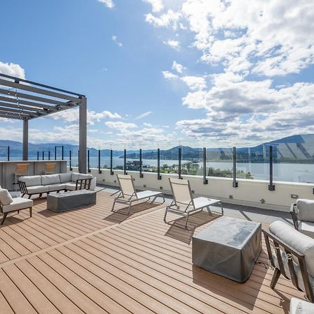 Brand New Luxury Downtown Near The Beach #15 Kelowna Exterior photo